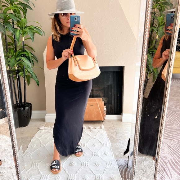 Louis Vuitton Handbags - Authentic Louis Vuitton Vernis Biscayne Bay GM in excellent condition w/ addons